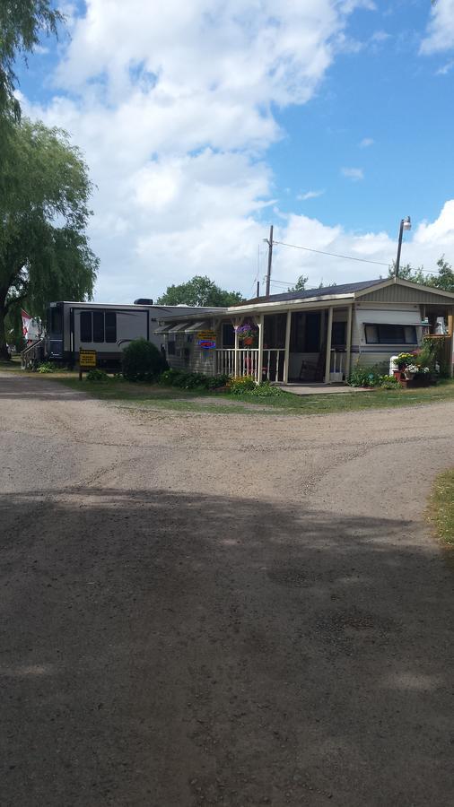 Orchard Queen Motel & Rv Park Middleton Exteriör bild